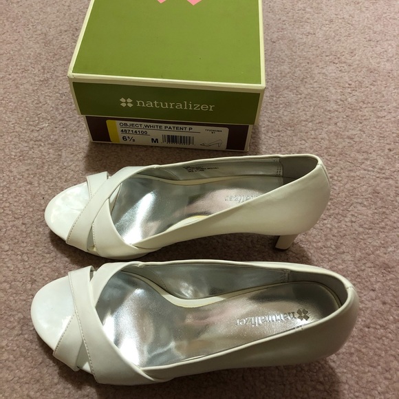 NWT Naturalizer Object White Patent heel sz 6.5 - Picture 6 of 8